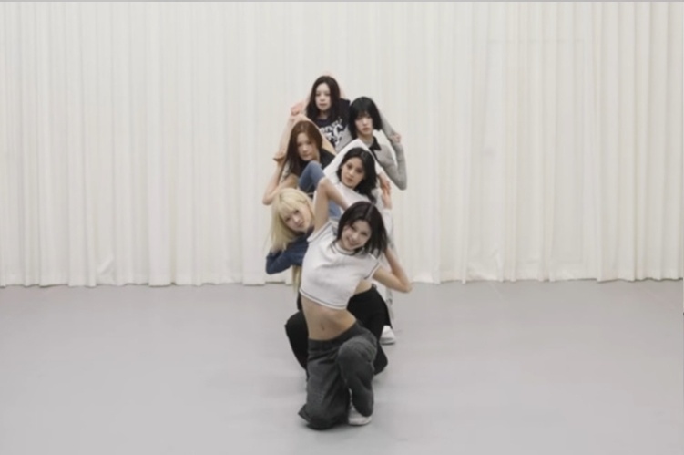 AtHeart公开新区《Butterfly Doors》Live版！实力稳健＋颜值亮眼全线认证！